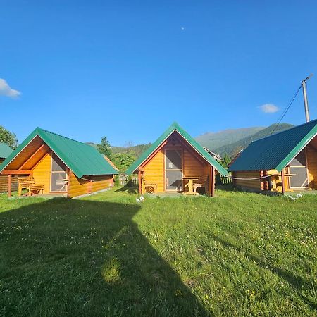 Konaci Oceva Zemlja Bungalovi Konaci Oceva Zemlja Vikendica Мойковац Экстерьер фото